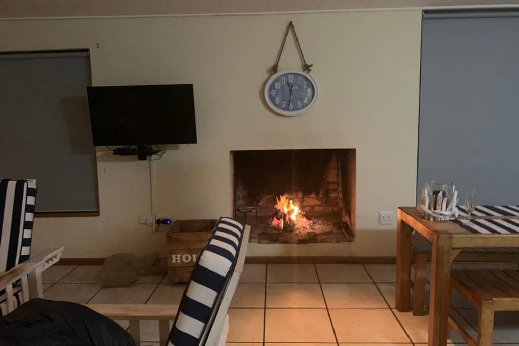 Aan'T See House Lambertʼs Bay Buitenkant foto